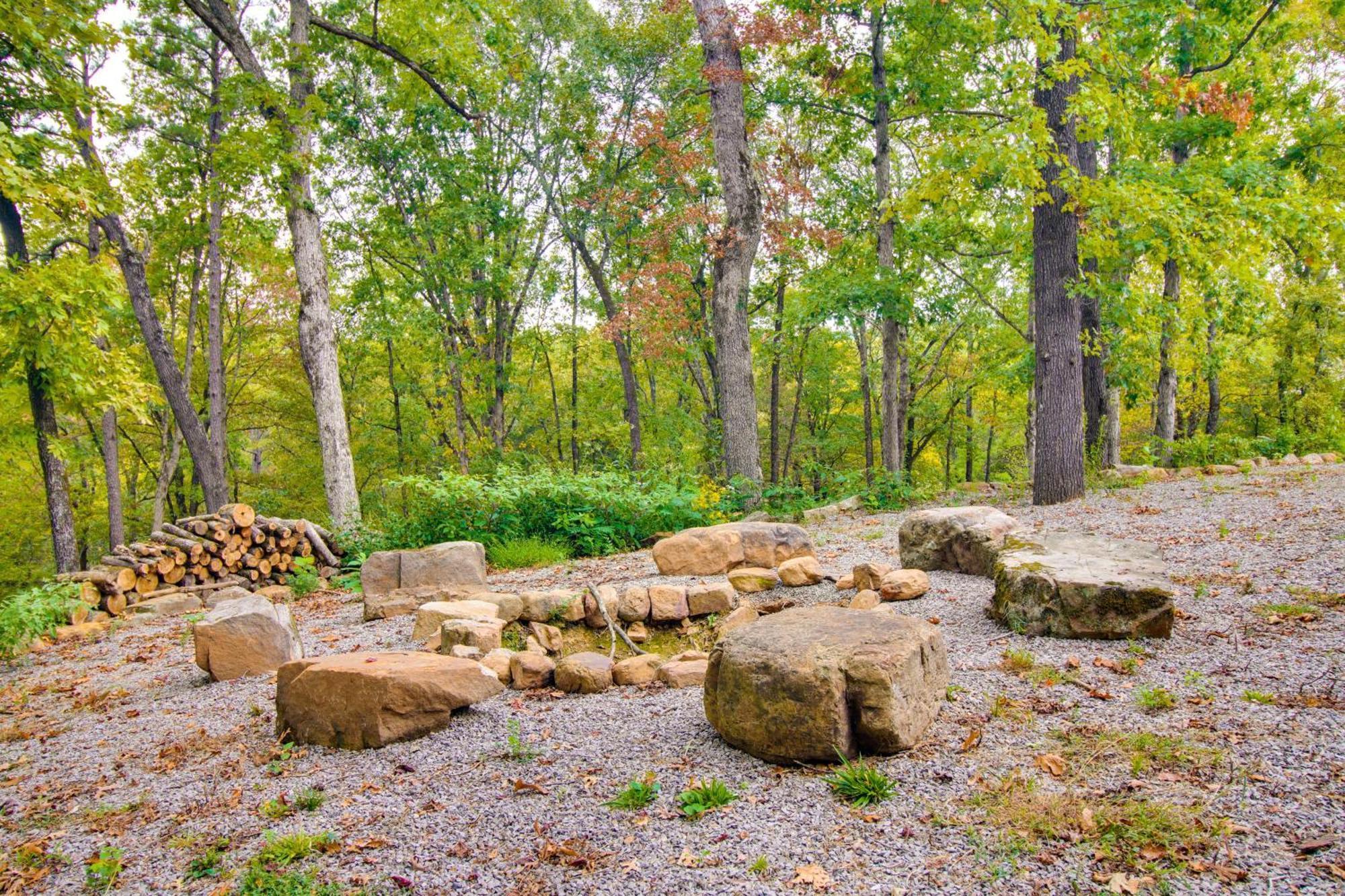 Ozark Mountain Cabin Rental On 300-Acre Ranch Exteriör bild