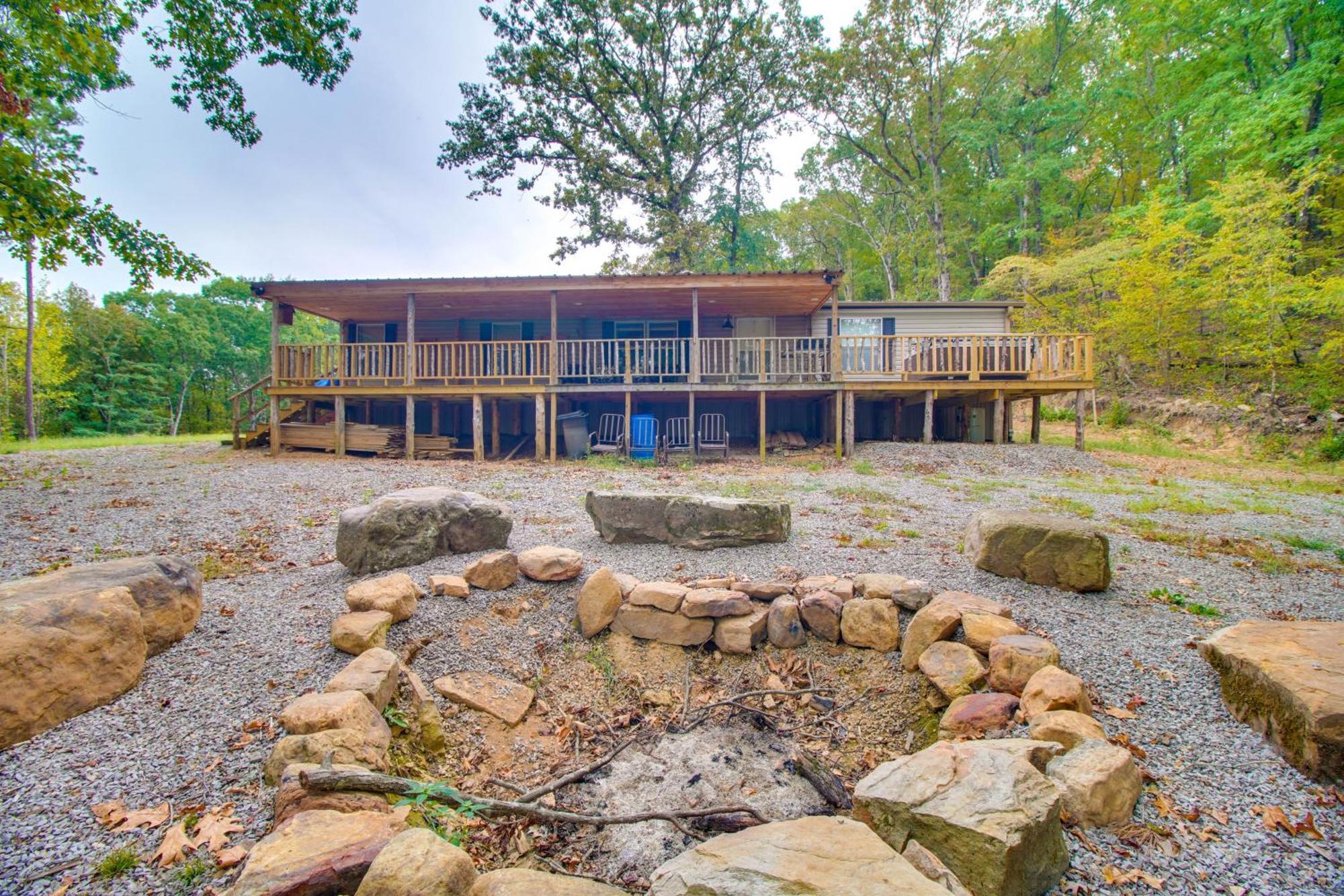 Ozark Mountain Cabin Rental On 300-Acre Ranch Exteriör bild